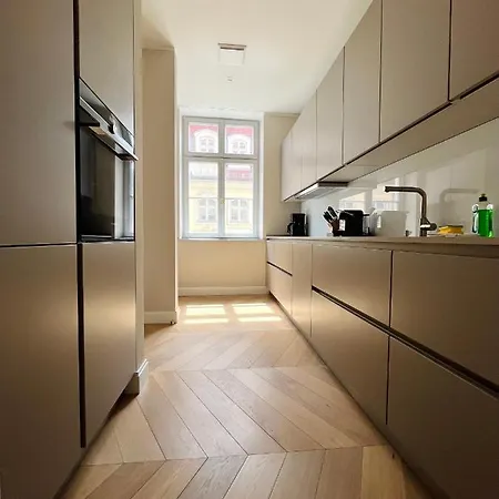 Luxury / 3-raum-suite An Der Frauenkirche / 2