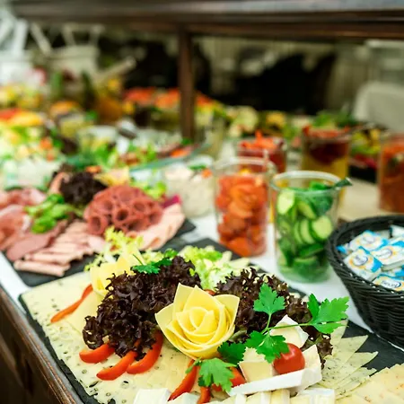 Luxury / 3-raum-suite An Der Frauenkirche / 2 *