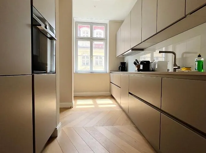 Luxury / 3-raum-suite An Der Frauenkirche / 2