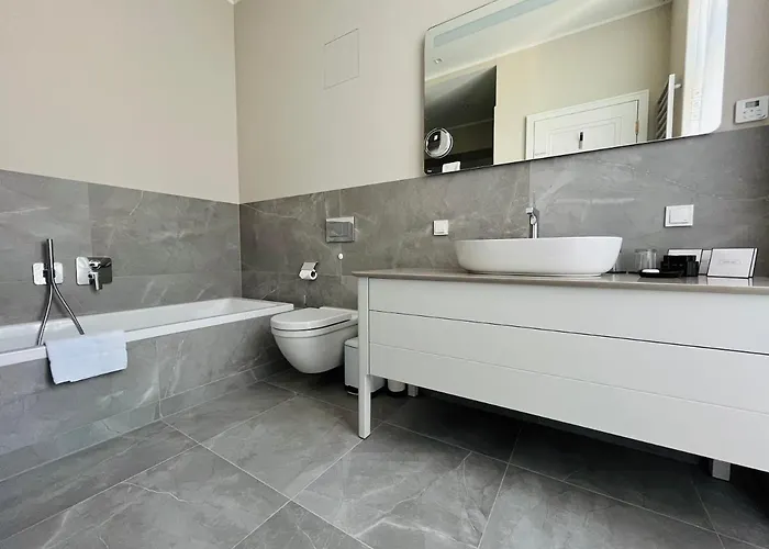 Luxury / 3-raum-suite An Der Frauenkirche / 2 Apartment Dresden