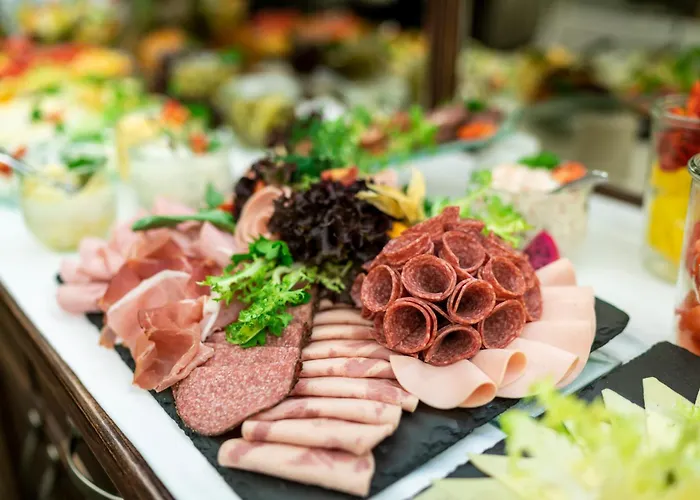 Luxury / 3-raum-suite An Der Frauenkirche / 2